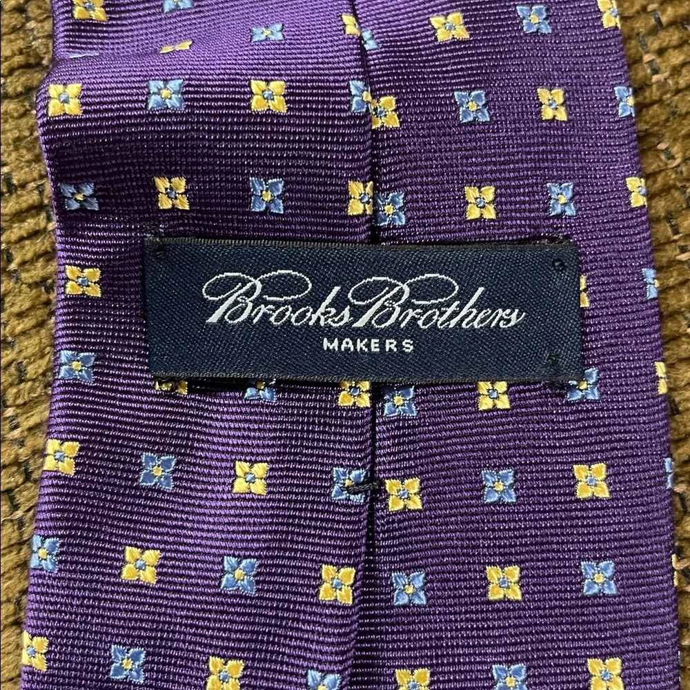 Brooks Brothers Purple Silk Men’s Necktie